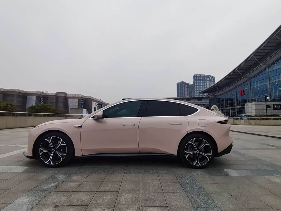 蔚来 蔚来ET5 2023 汽车图片 #9