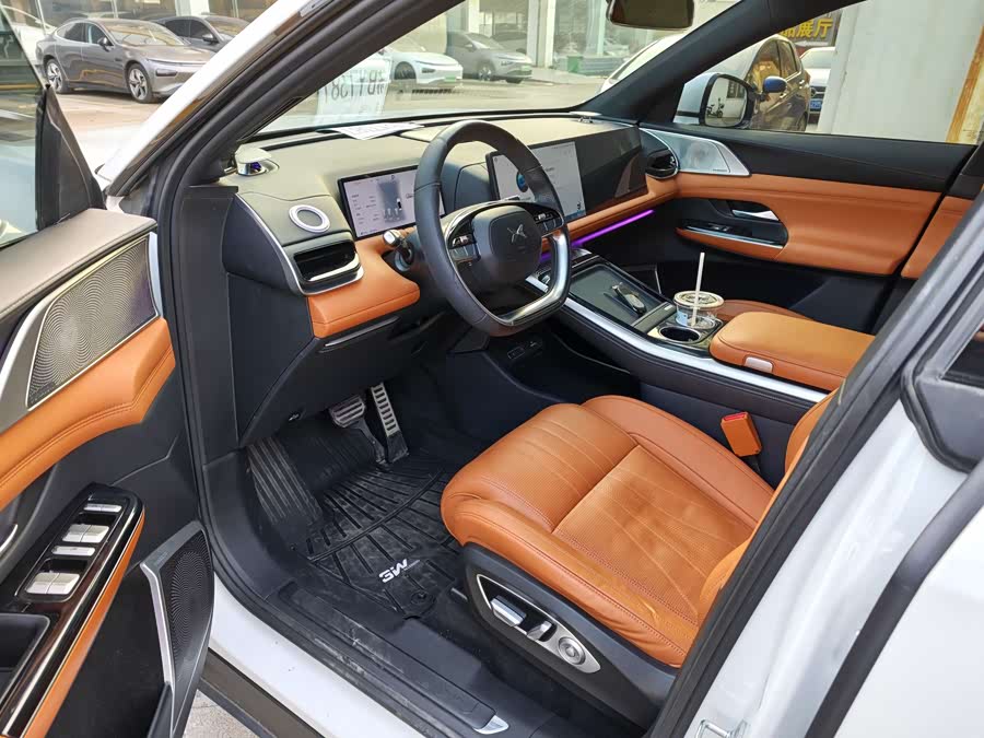 小鹏 小鹏G9 2022 汽车图片 #9