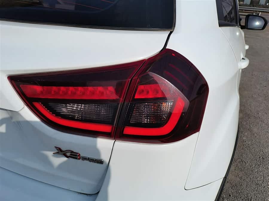 X3 PRO 2023 #9 X3 PRO 2023 car image #9