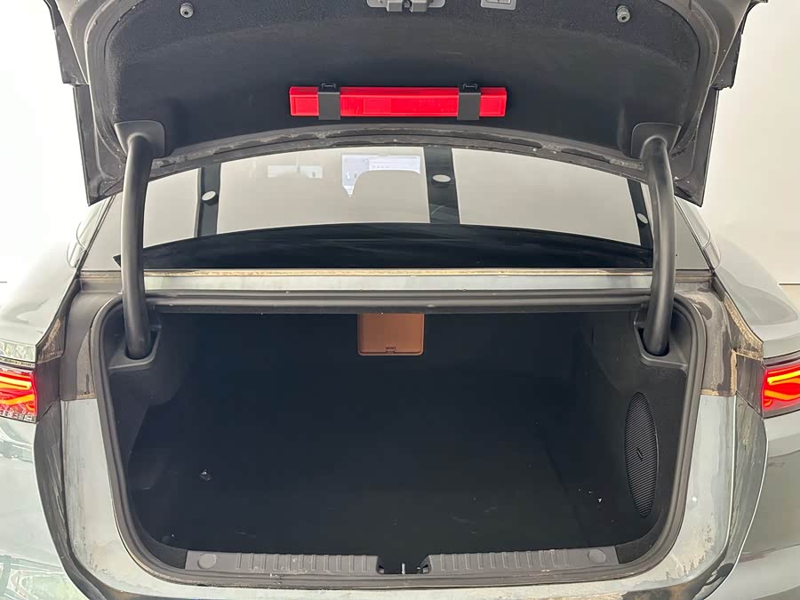 BYD HanL 2025 صورة سيارة #9