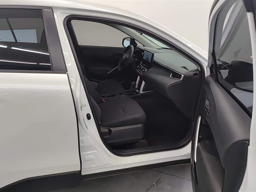 Toyota Corolla Cross 2024 car image #9