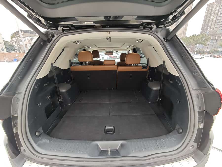 Changan CS95 2018 car image #9