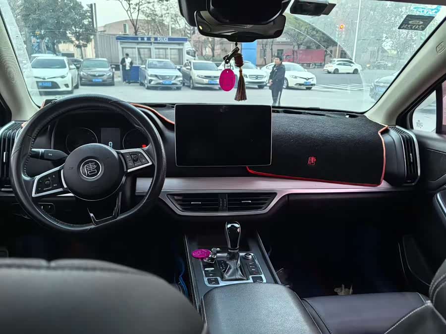 BYD Tang 2019 car image #9