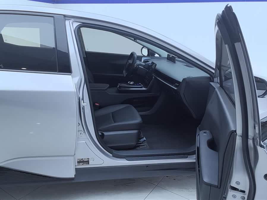 Toyota bZ3 2023 #9 Toyota bZ3 2023 immagine di auto #9