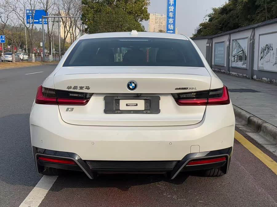 BMW i3 2022 #9 BMW i3 2022 car image #9