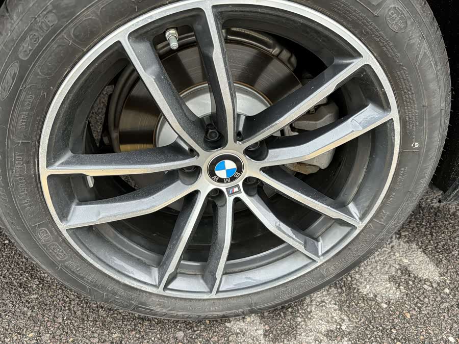BMW 5 Series 2021 car image #9
