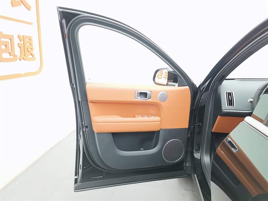 Li L6 2025 imagen de coche #9