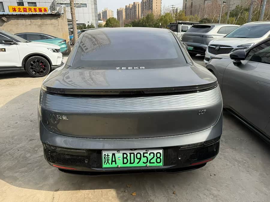 Zeekr 007 2024 immagine di auto #9