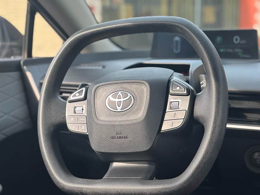 Toyota bZ3 2024 صورة سيارة #9