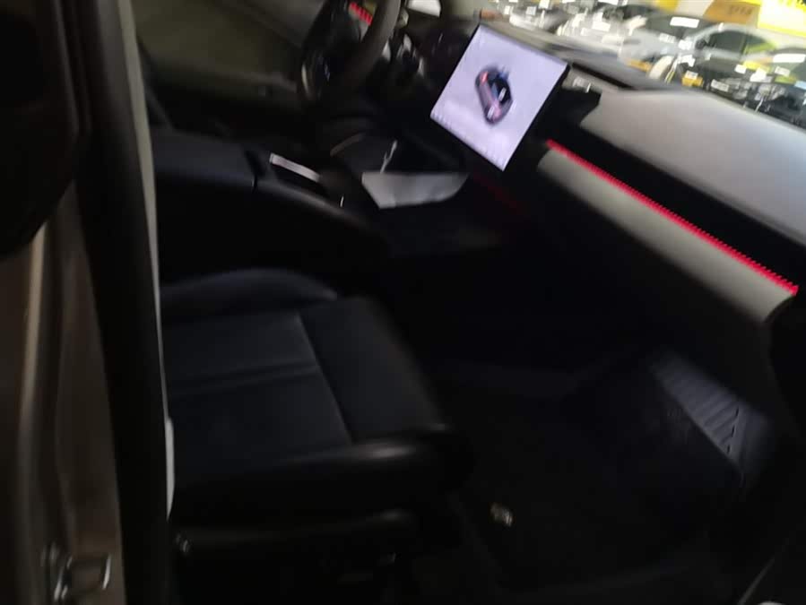 极氪 极氪007 2023 汽车图片 #9