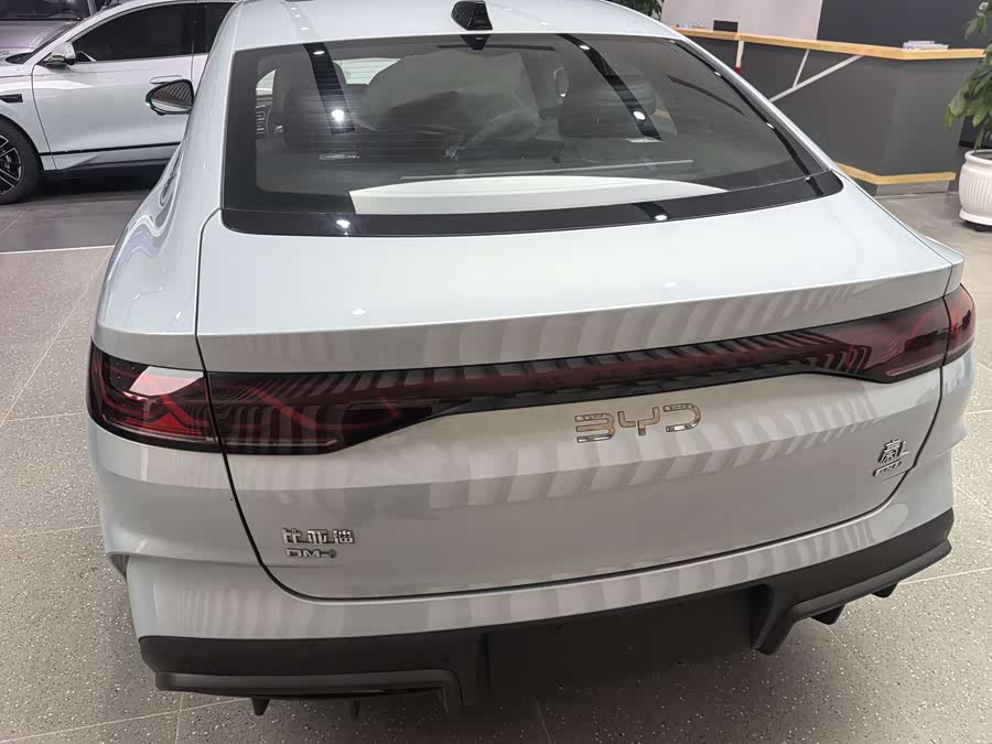 BYD Qin L 2025 #9 BYD Qin L 2025 car image #9