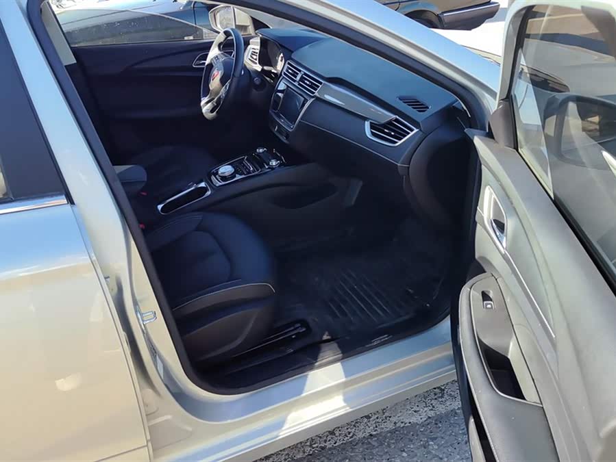 荣威 荣威Ei5 2018 汽车图片 #9