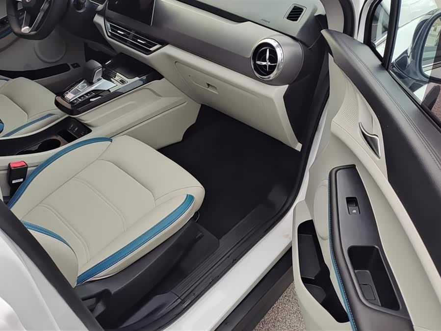 BYD Yuan Pro 2023 #9 BYD Yuan Pro 2023 car image #9