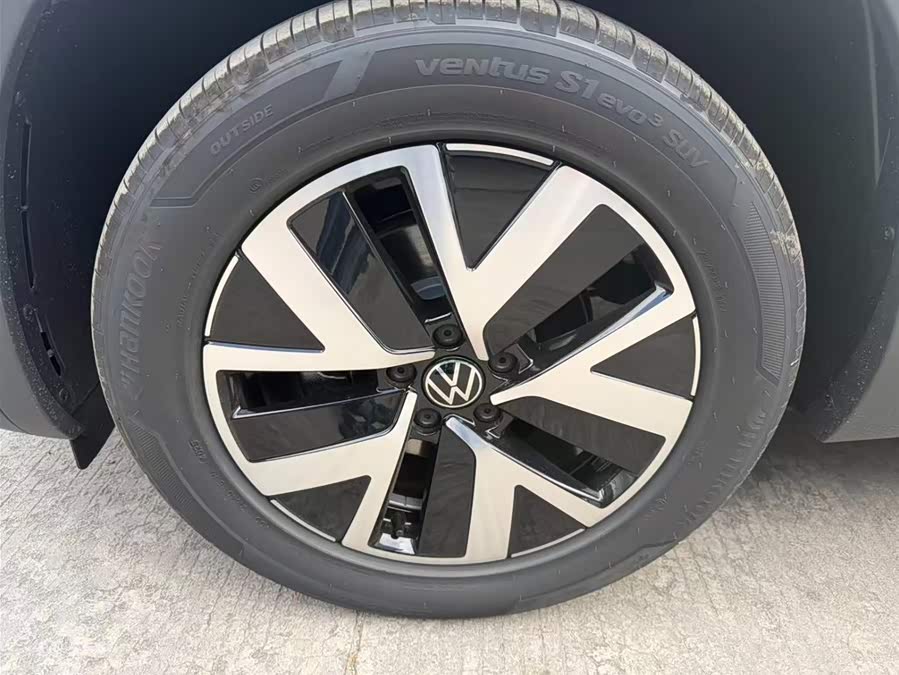 Volkswagen Tayron 2025 immagine di auto #9