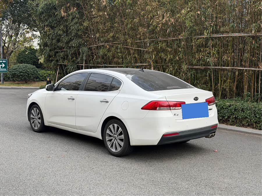 起亚 起亚K4 2015 汽车图片 #9