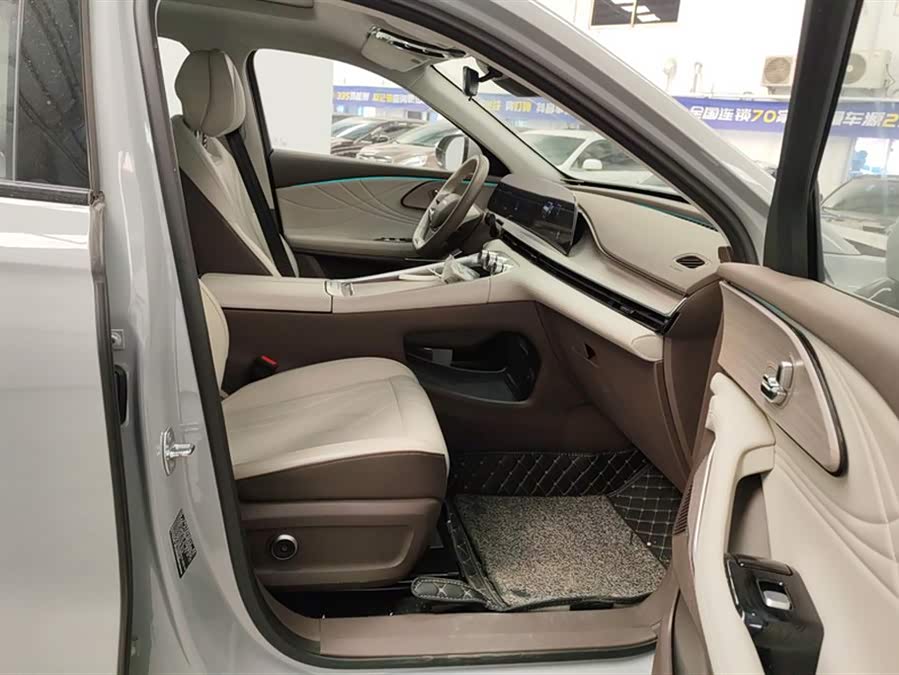 Exceed Yaoguang C-DM 2024 #9 Exceed Yaoguang C-DM 2024 car image #9