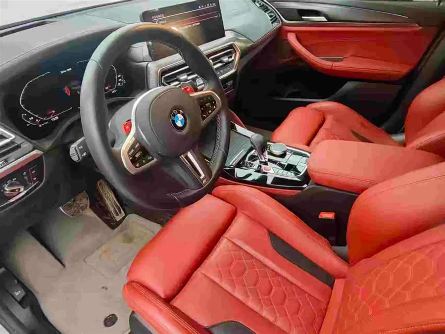 BMW X4 M 2025 car image #9