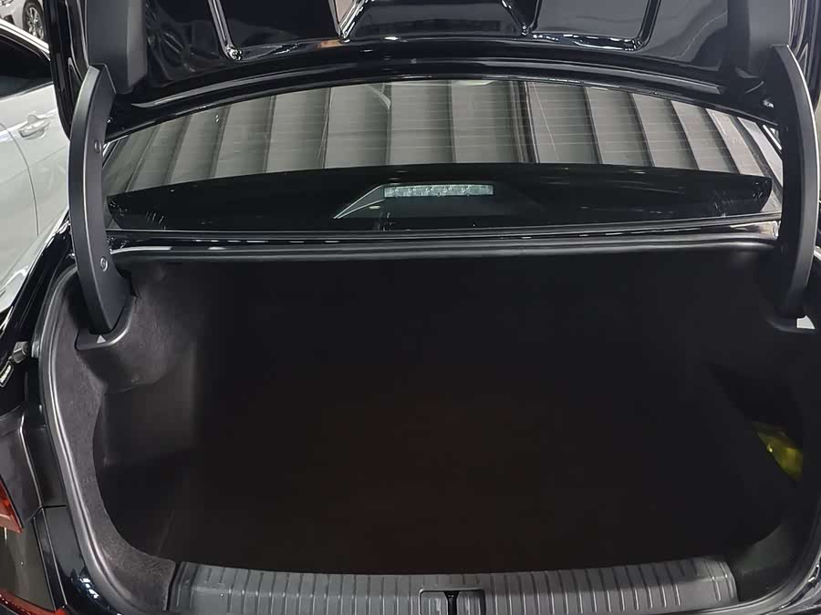 Volkswagen Passat 2024 immagine di auto #9