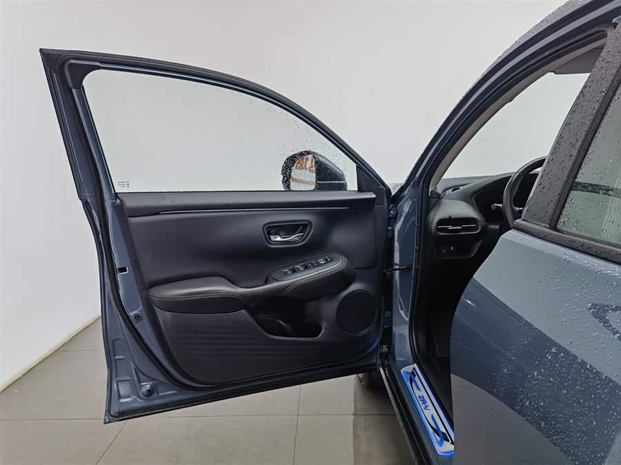 Honda ZR-V 2023 car image #9