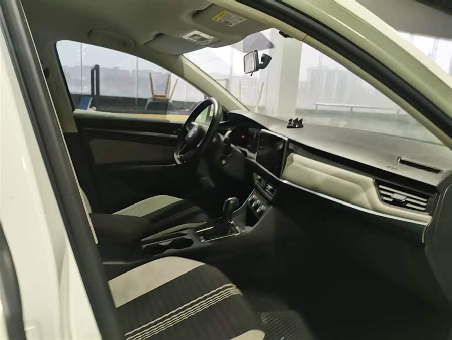 Volkswagen Bora 2024 car image #9