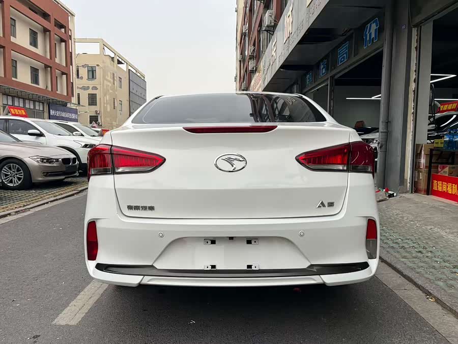 Soueast A5 Wing Dance 2019 #9 Soueast A5 Wing Dance 2019 car image #9