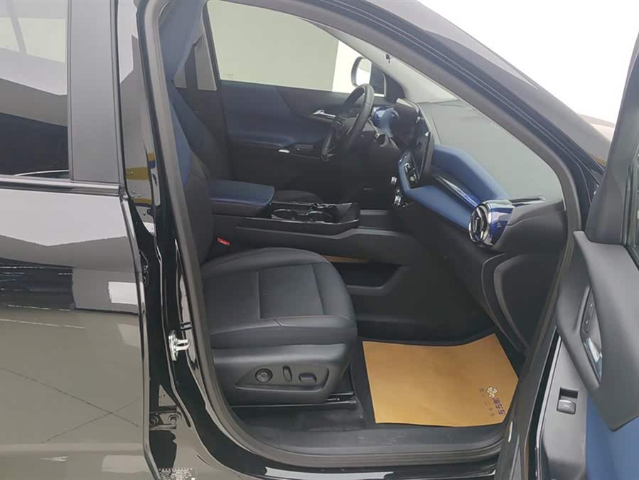 Chevrolet Equinox Plus 2024 #9 Chevrolet Equinox Plus 2024 car image #9