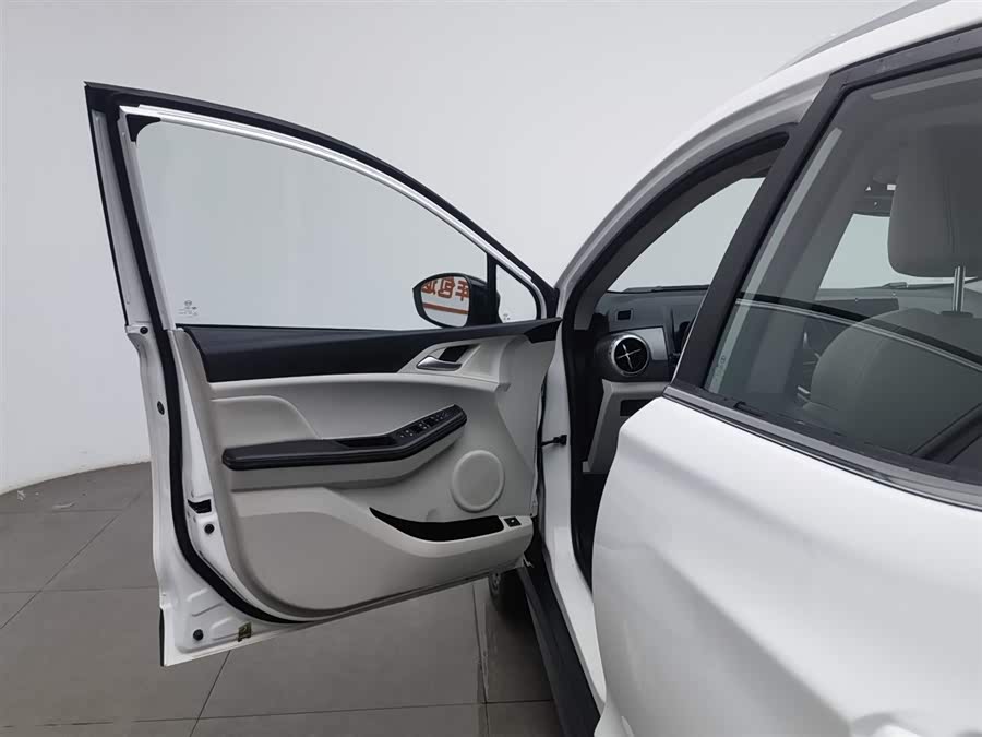 BYD Yuan Pro 2022 immagine di auto #9