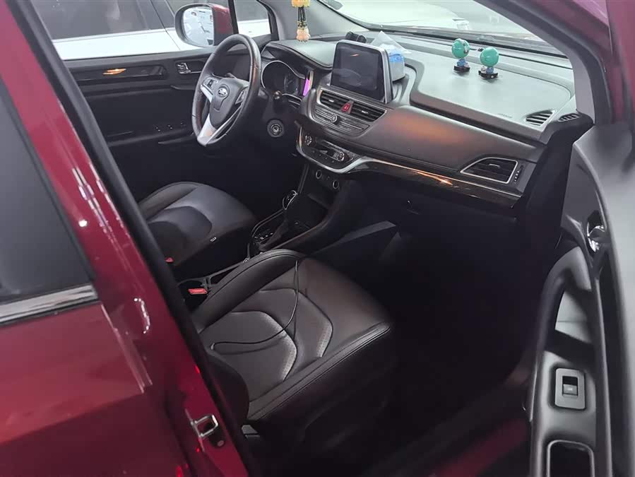 JAC 2016 #9 JAC 2016 car image #9