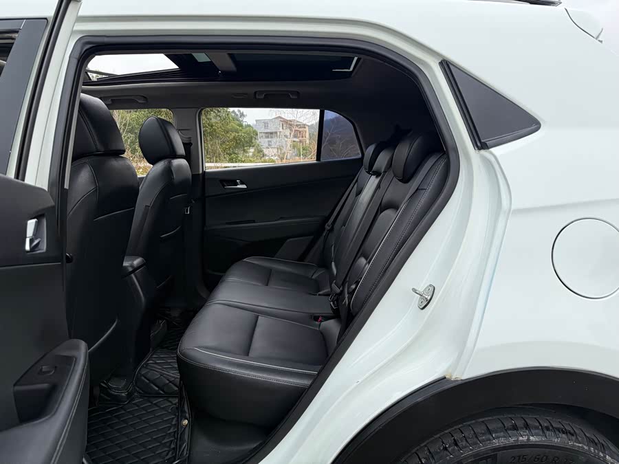 Hyundai ix25 2015 #9 Hyundai ix25 2015 car image #9