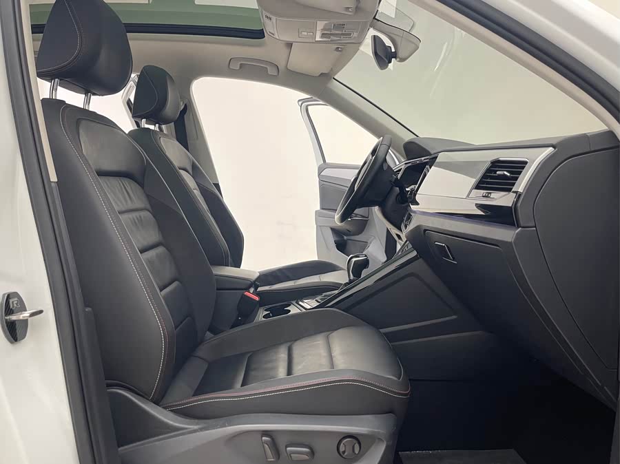 Volkswagen Tayron 2021 car image #9