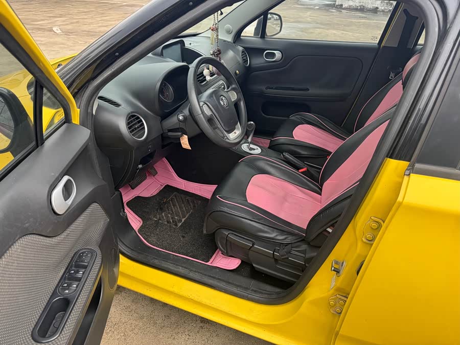 MG 3 2014 car image #9