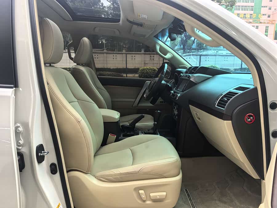 Toyota Land Cruiser Prado 2017 #9 Toyota Land Cruiser Prado 2017 car image #9