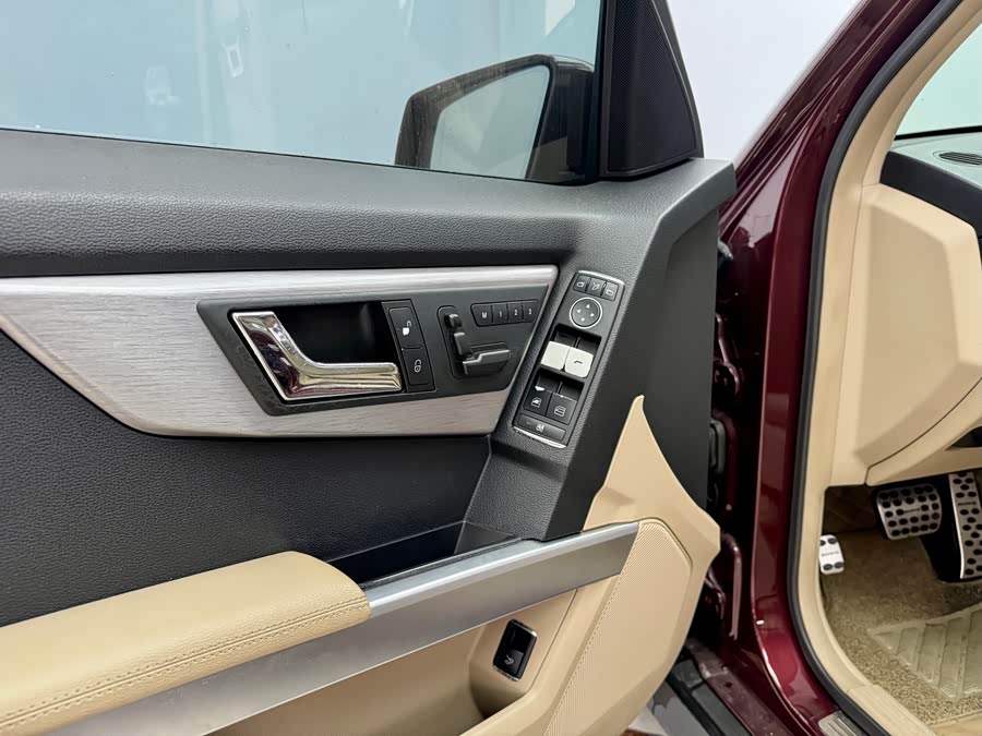 Mercedes-Benz GLK Class (Imported) 2011 #9 Mercedes-Benz GLK Class (Imported) 2011 car image #9