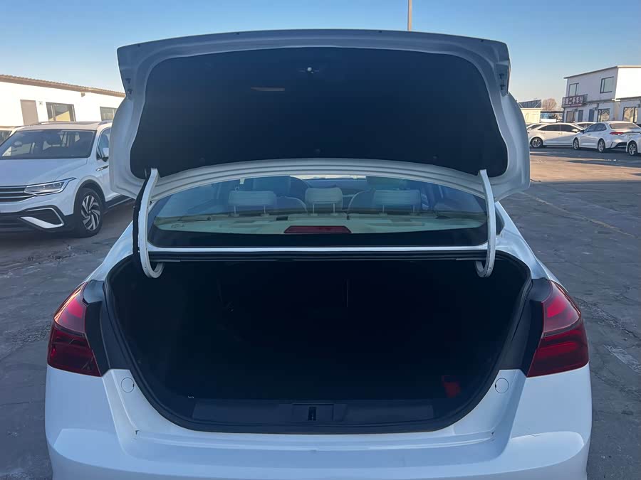 GEELY Emgrand 2018 #9 GEELY Emgrand 2018 car image #9
