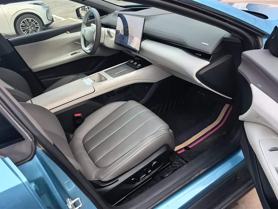 Deepal L07 2024 image de voiture #9