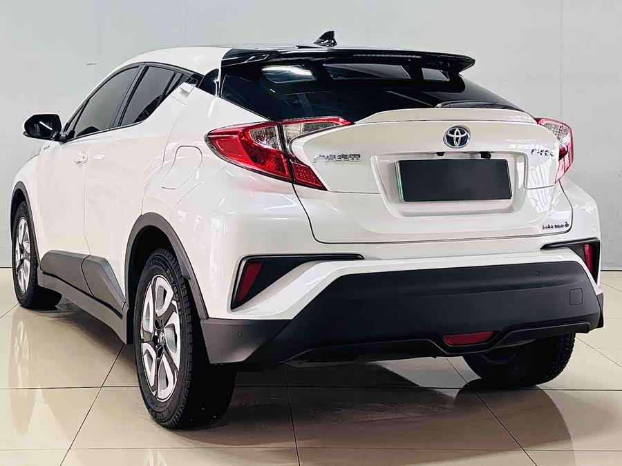 Toyota C-HR EV 2021 immagine di auto #9