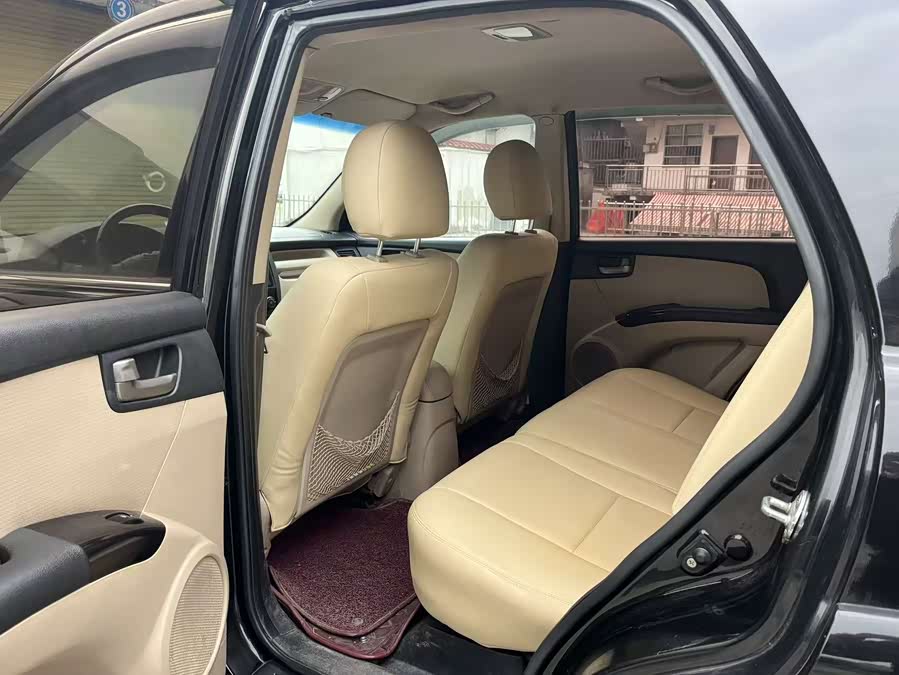 起亚 狮跑 2014 汽车图片 #9