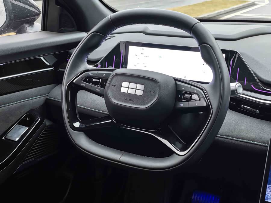 GEELY 2024 #9 GEELY 2024 car image #9