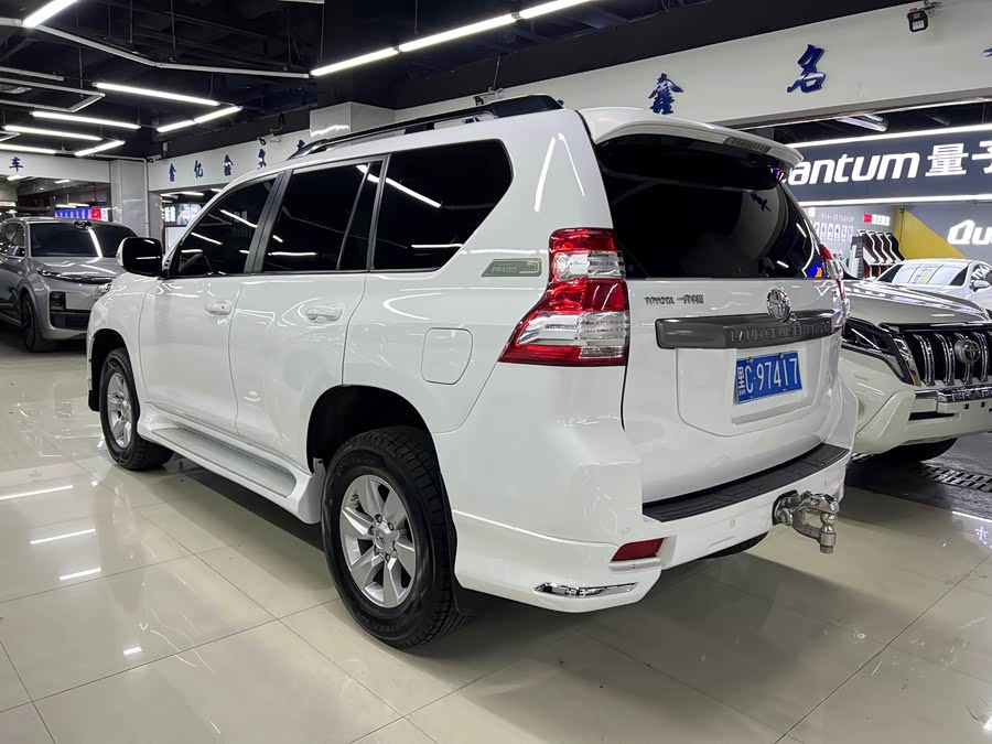 Toyota Land Cruiser Prado 2014 car image #9