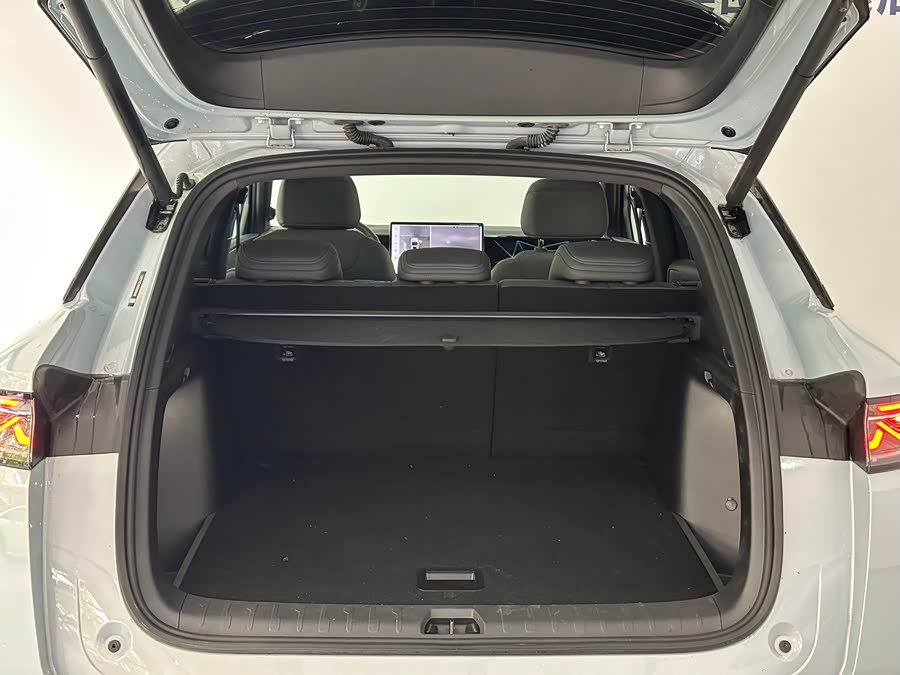 BYD SongL DM-i 2025 صورة سيارة #9