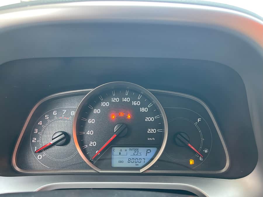 Toyota RAV4 2018 immagine di auto #9