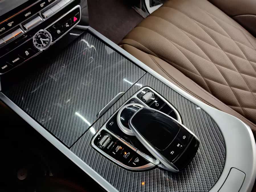 Mercedes-Benz G Class 2016 imagem de carro #9