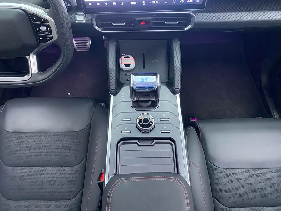 Jetour T2 2024 car image #9