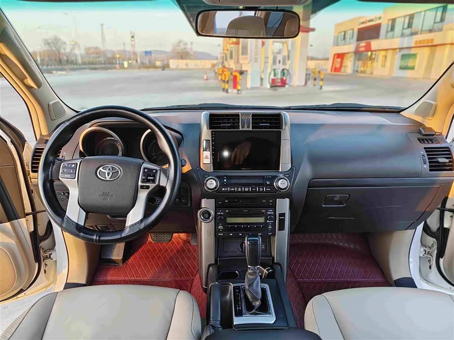 Toyota Land Cruiser Prado 2011 #9 Toyota Land Cruiser Prado 2011 car image #9