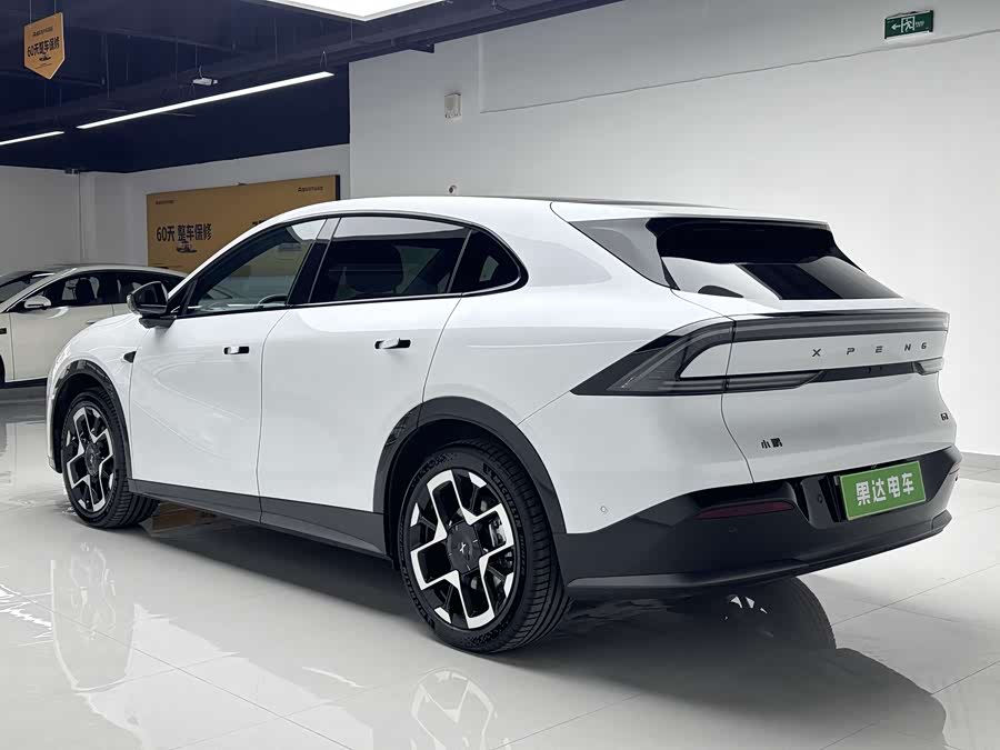 Xpeng G7 2025 immagine di auto #9