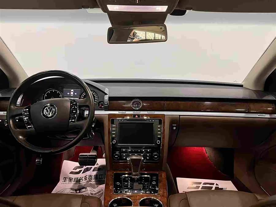 Volkswagen Pheaton 2016 car image #9