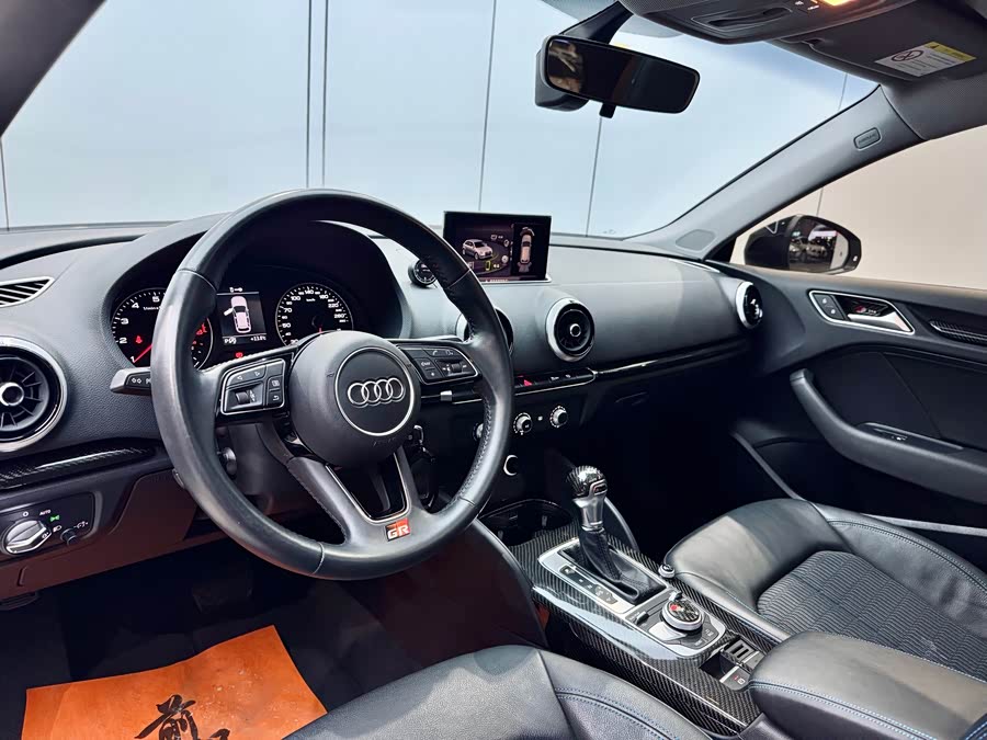 Audi A3 2019 car image #9