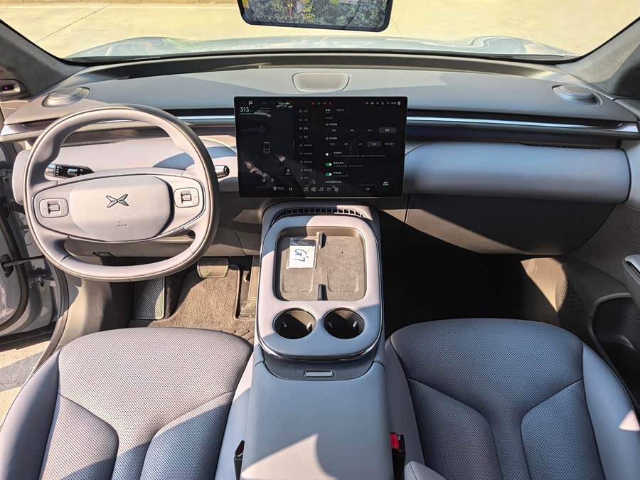 Xpeng G7 2025 #9 Xpeng G7 2025 car image #9