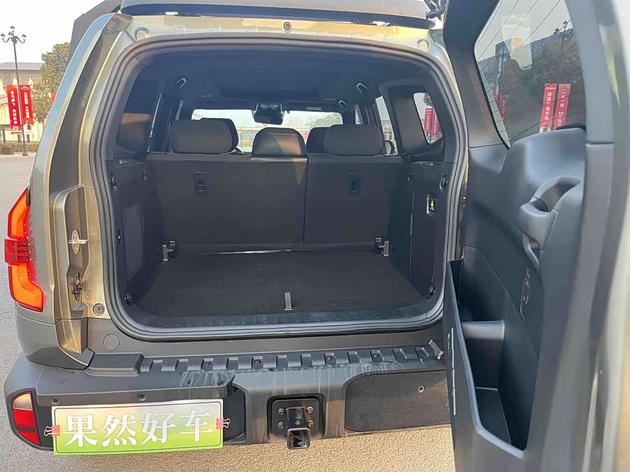 Deepal G318 2024 car image #9