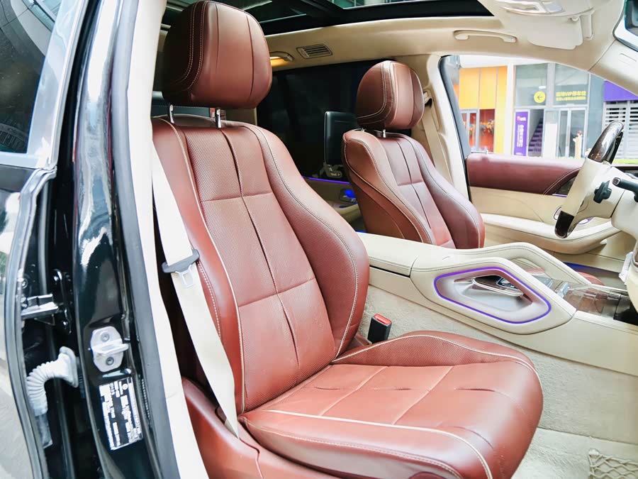 Mercedes-Benz Maybach GLS 2021 car image #9